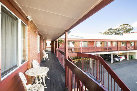 Downs Motel - Australian Directory 13