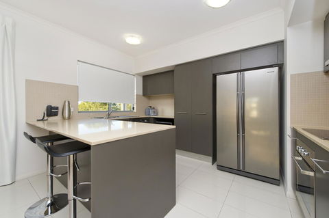 On The Bay Apartments - Australian Directory 14