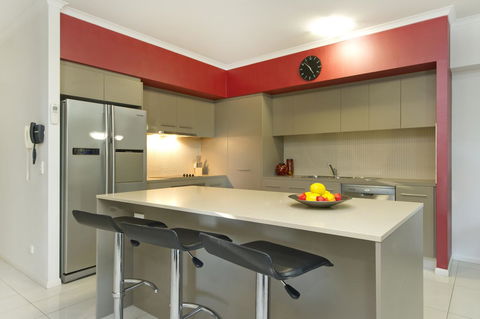 On The Bay Apartments - Australian Directory 26