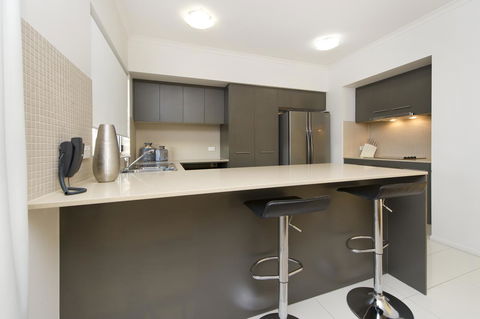 On The Bay Apartments - Australian Directory 1