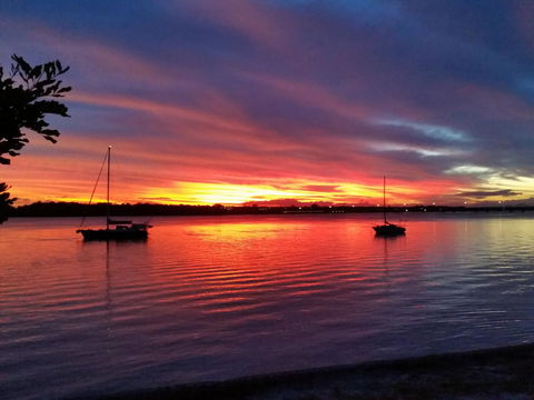 On The Bay Apartments - Australian Directory 11
