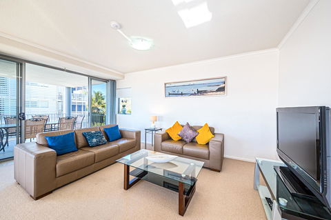 On The Bay Apartments - Australian Directory 5