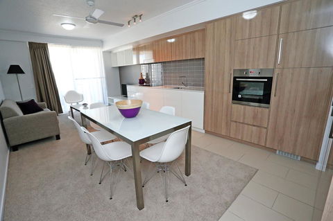 Q Resorts Paddington - Australian Directory 40