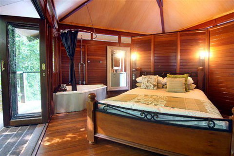 Cairns Rainforest Retreat - Australian Directory 11