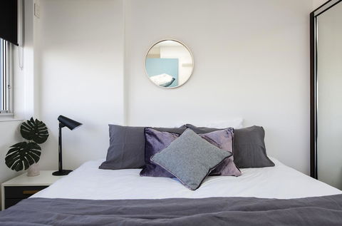 Ridge Apartment Hotel - Australian Directory 19