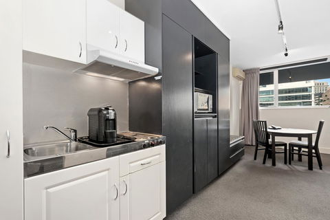 Ridge Apartment Hotel - Australian Directory 2