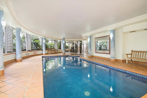 ULTIQA Burleigh Mediterranean Resort - Australian Directory 40