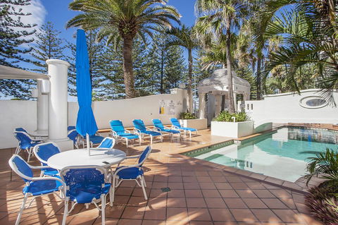 ULTIQA Burleigh Mediterranean Resort - Australian Directory 21