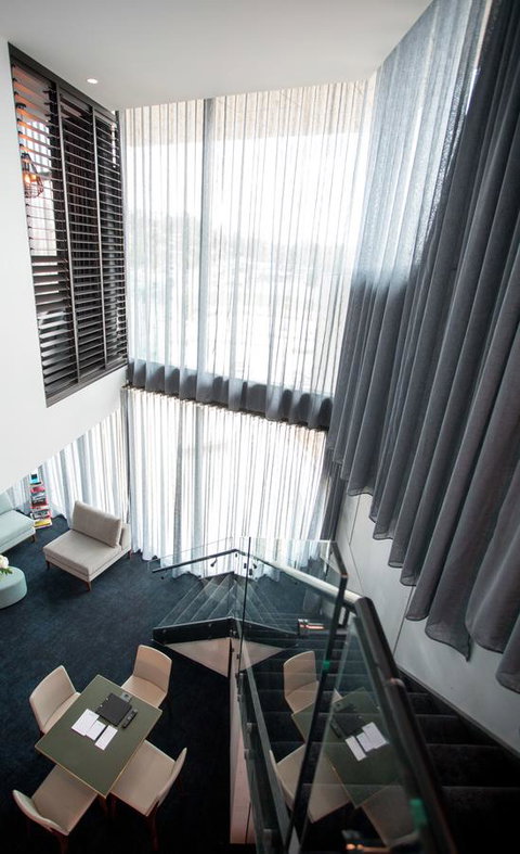 Eatons Hill Hotel - Australian Directory 31