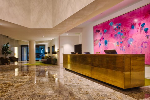 Eatons Hill Hotel - Australian Directory 0