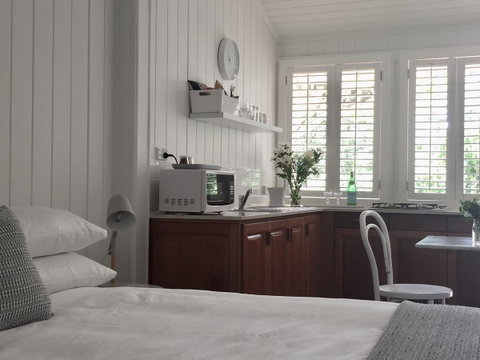 Halcyon On Bardon - Australian Directory 0