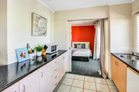 Coral Tree Inn - Australian Directory 27