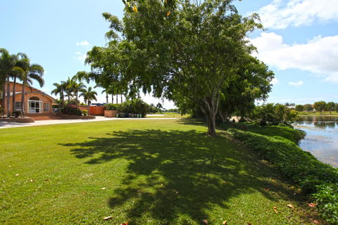 Windmill Motel & Events Centre - Australian Directory 13