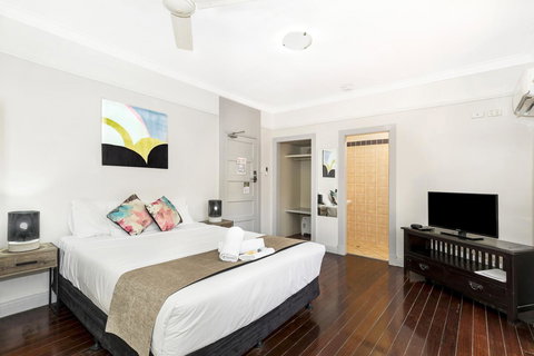 City Palms Brisbane - Australian Directory 9