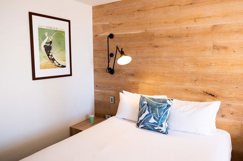 The Island Gold Coast - Australian Directory 25