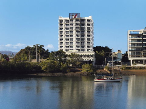 Oaks Townsville Metropole Hotel - Australian Directory 1