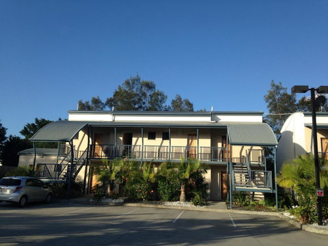 Novena Palms Motel - Australian Directory 7