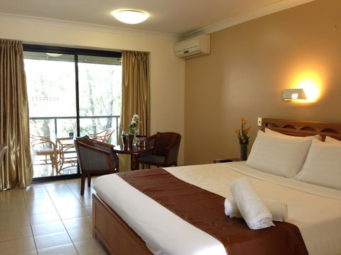 Novena Palms Motel - Australian Directory 17
