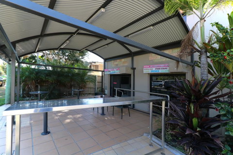 Novena Palms Motel - Australian Directory 26