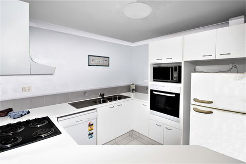 Key Largo Holiday Apartments - Australian Directory 6