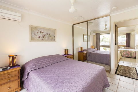 Marcol Place Holiday Apartments - Australian Directory 9