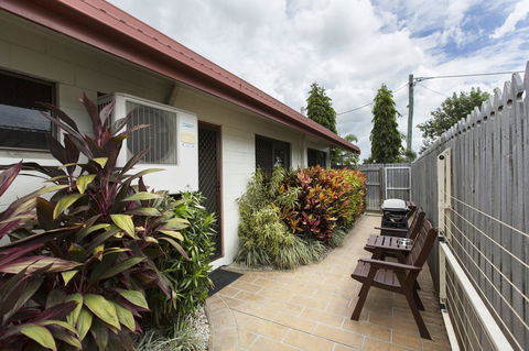 Marcol Place Holiday Apartments - Australian Directory 8