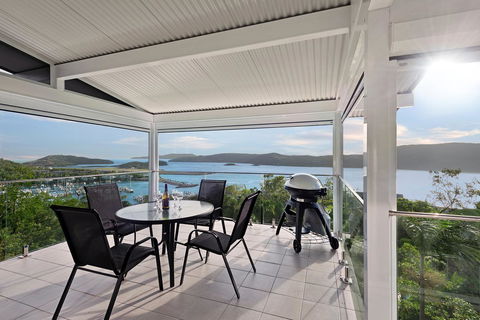 Oasis Apartments On Hamilton Island By HIHA - Australian Directory 31