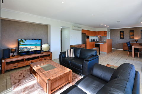 Oasis Apartments On Hamilton Island By HIHA - Australian Directory 10