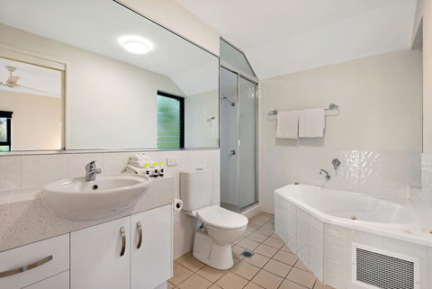Oasis Apartments On Hamilton Island By HIHA - Australian Directory 25