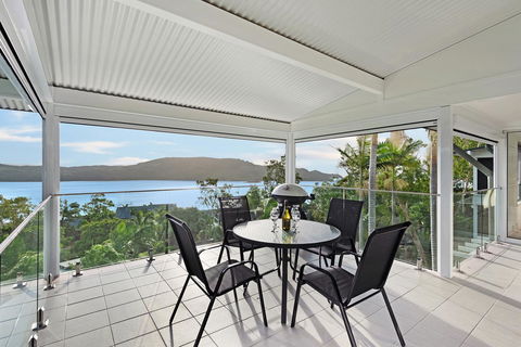 Oasis Apartments On Hamilton Island By HIHA - Australian Directory 32