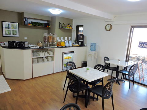 Best Western Airport 85 Motel - Australian Directory 11