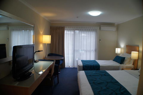 Best Western Airport 85 Motel - Australian Directory 26