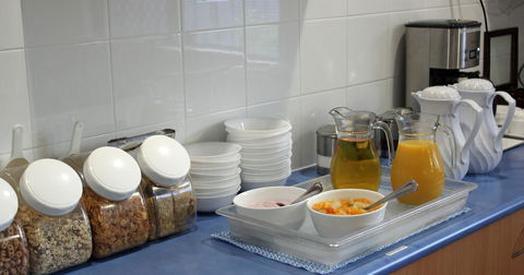 City Motor Inn - Australian Directory 8
