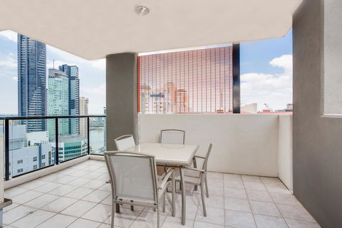 Republic Apartments Brisbane City - Australian Directory 15