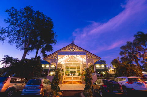 Cairns Colonial Club Resort - Australian Directory 14