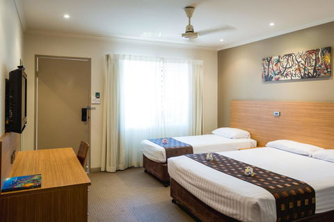 Cairns Colonial Club Resort - Australian Directory 37