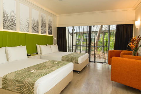Cairns Colonial Club Resort - Australian Directory 23