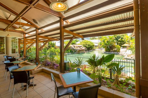 Cairns Colonial Club Resort - Australian Directory 20