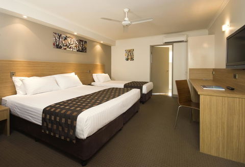 Cairns Colonial Club Resort - Australian Directory 40
