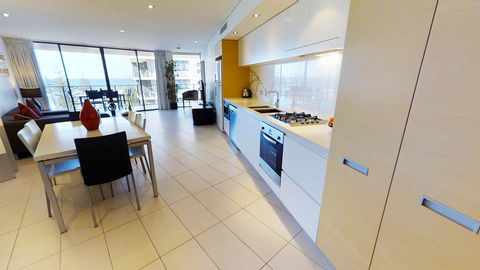 Ambience On Burleigh Beach - Australian Directory 12