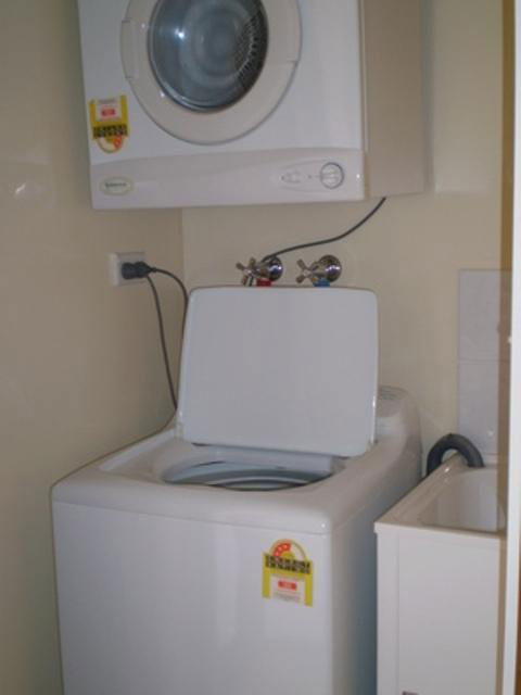 Riviera On Ruthven - Australian Directory 35