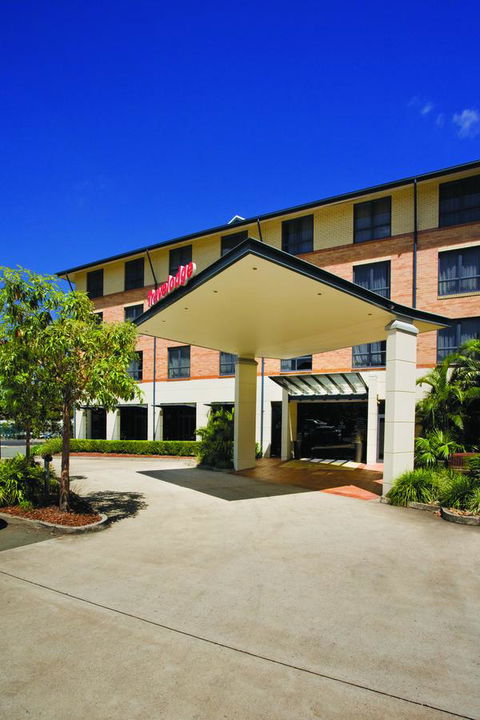 Mercure Brisbane Garden City - Australian Directory 2