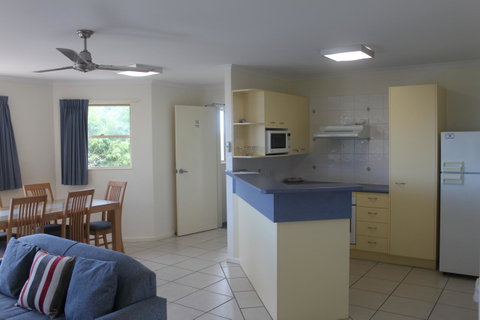 Coolum Beach Getaway Resort - Australian Directory 23