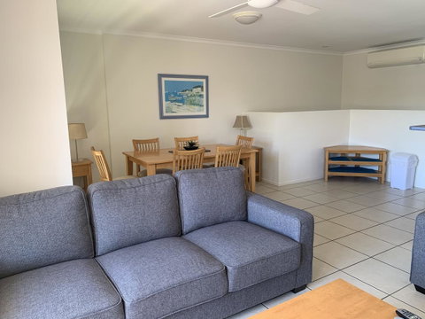 Coolum Beach Getaway Resort - Australian Directory 3