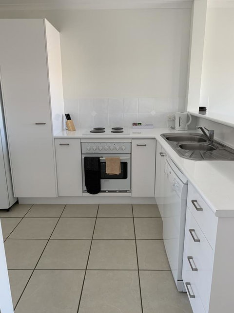 Coolum Beach Getaway Resort - Australian Directory 12
