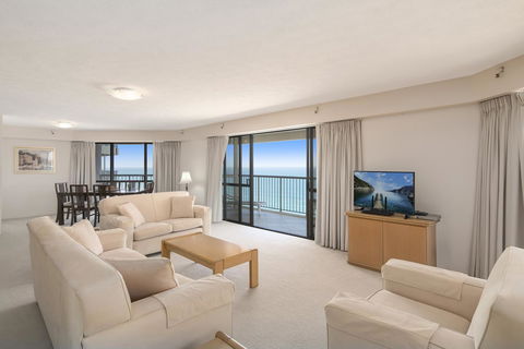Burleigh Esplanade Apartments - Australian Directory 16