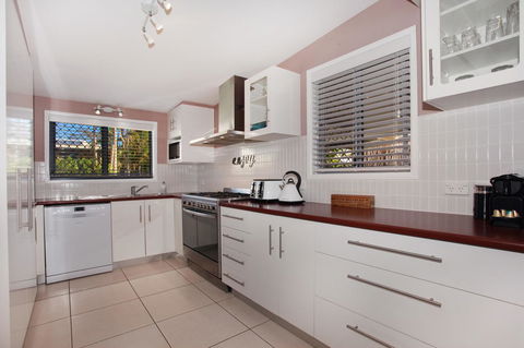 6 Botany Court Marcoola Beach - Pet Friendly 500 Bond - Australian Directory 10