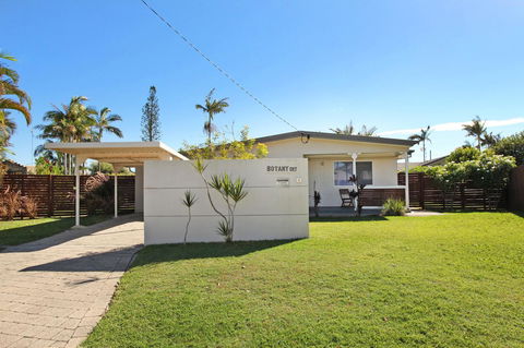 6 Botany Court Marcoola Beach - Pet Friendly 500 Bond - Australian Directory 0