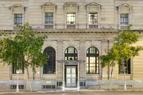 MacArthur Chambers - Australian Directory 9