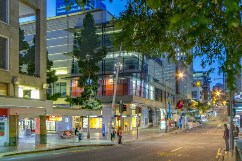 MacArthur Chambers - Australian Directory 6